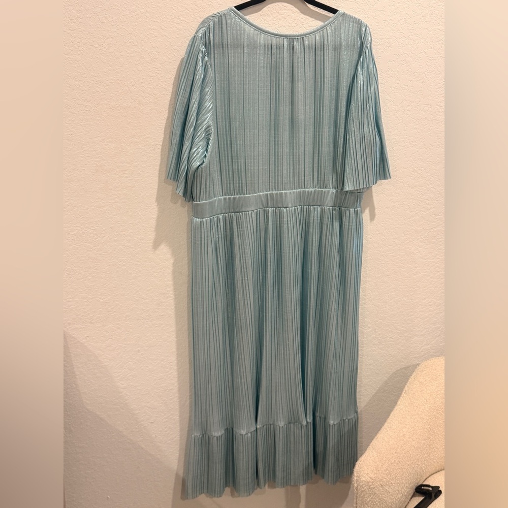 Pleated Light Blue Long Sleeve Midi Dress